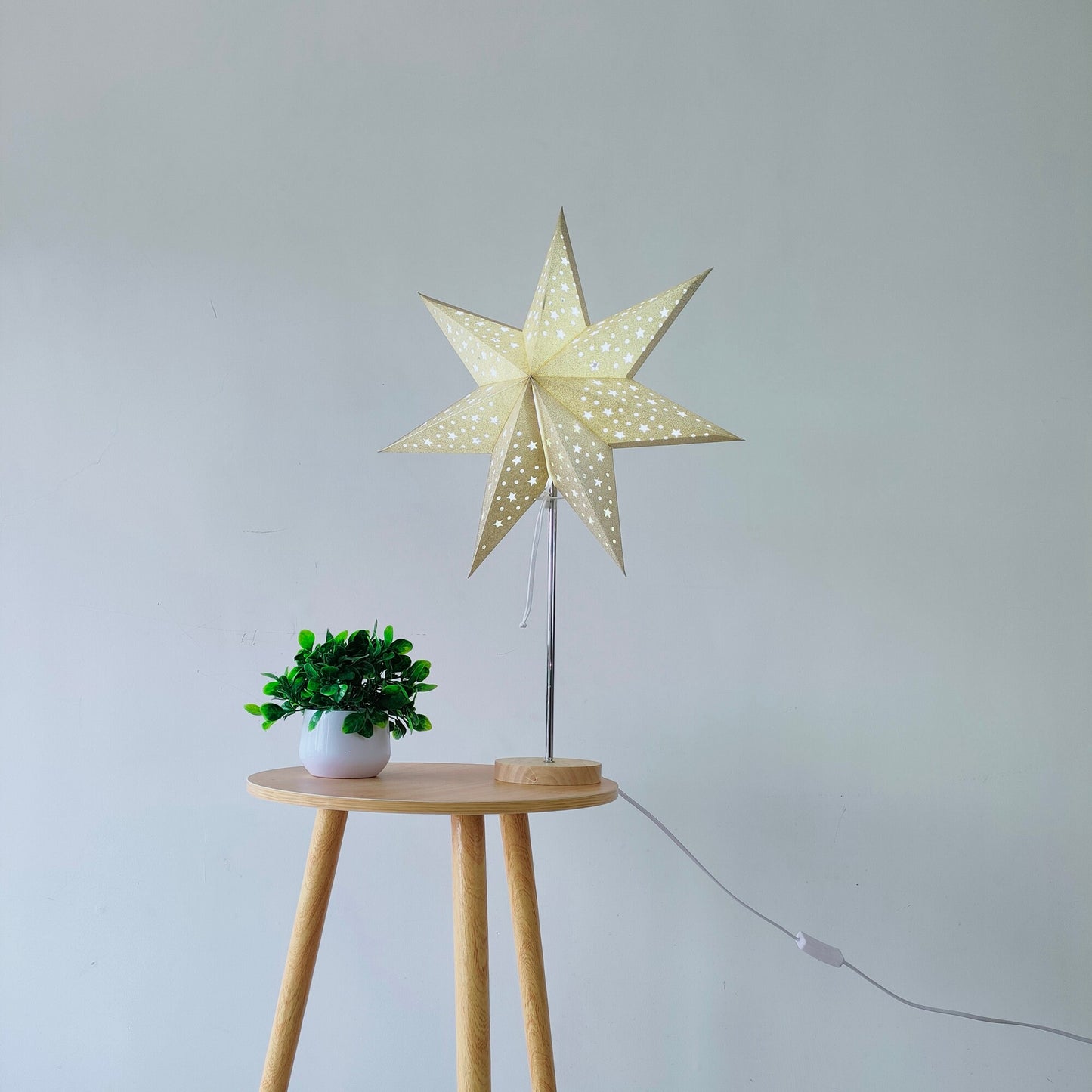 Gold Paper Star Table Lamps , Minimalist desk Lamp, Festival Star Decoration