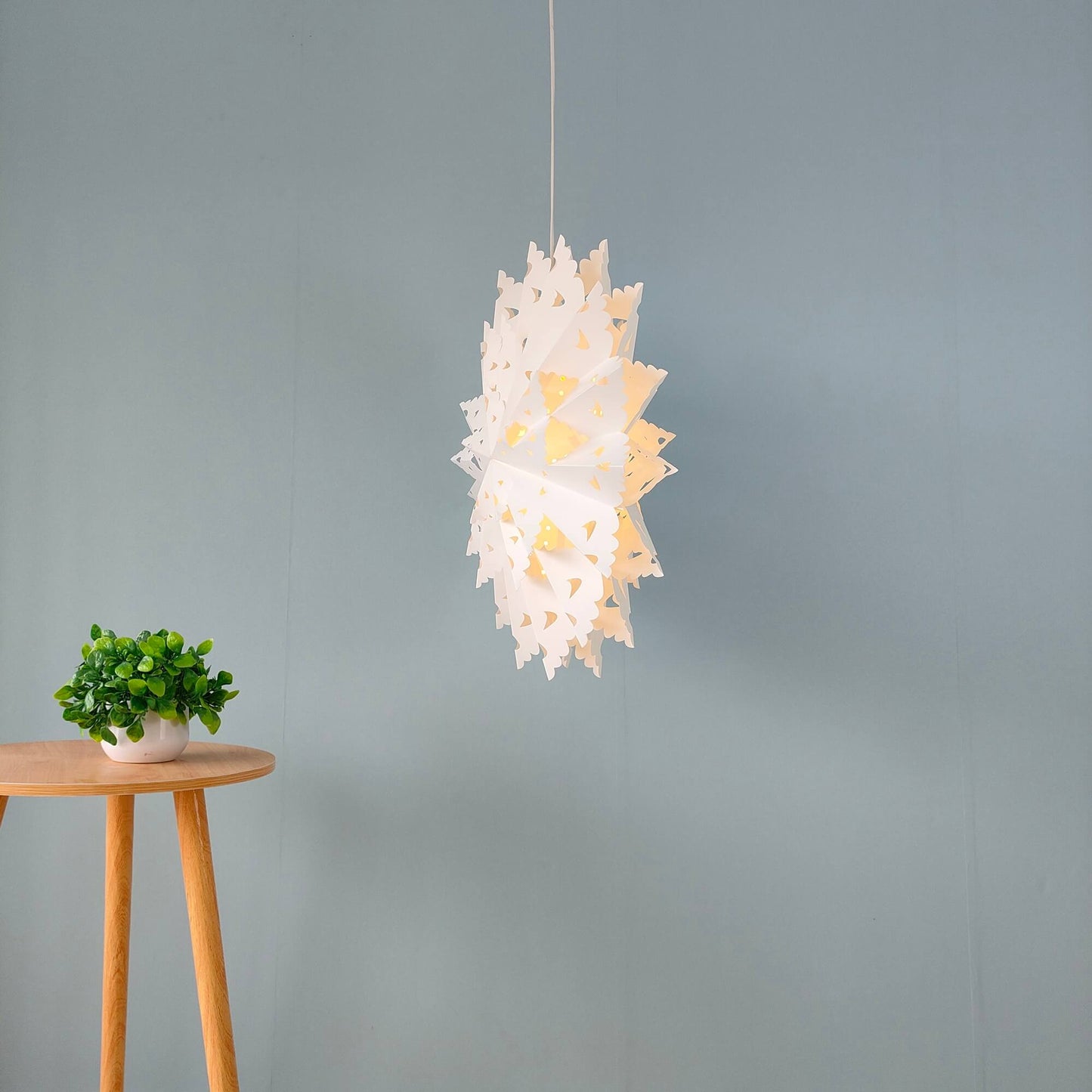 white snowflake paper lamps lighted,22inch handmade festive lighting