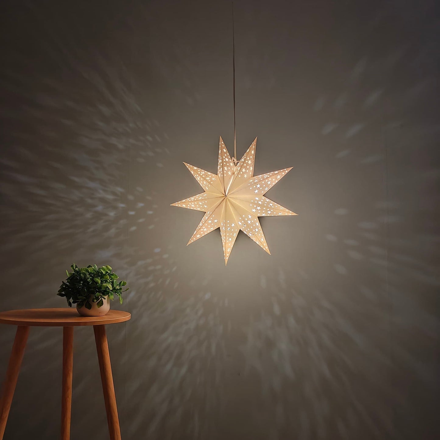Nine-Pointed Star Lanterns – Hollow Star and Circle Design