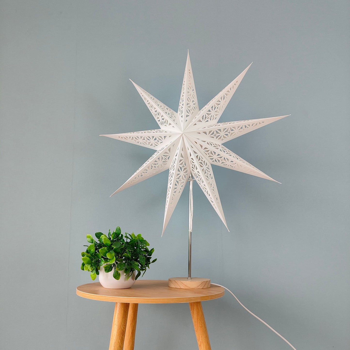 Paper Star Table Lamp – Elegant Lighting for Bedroom